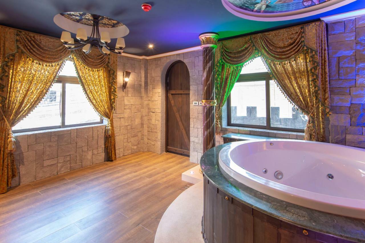 Castle Suites Паттая Екстер'єр фото