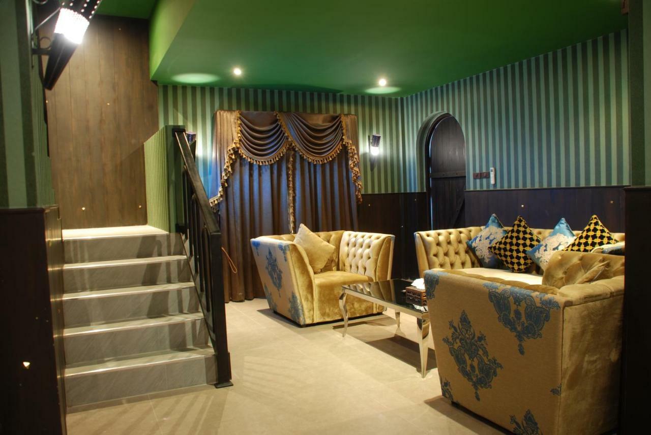 Castle Suites Паттая Екстер'єр фото